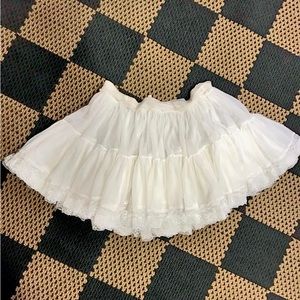 VTG Partner PLease Malco Modes San Francisco Lace Cream Ruffle Skirt